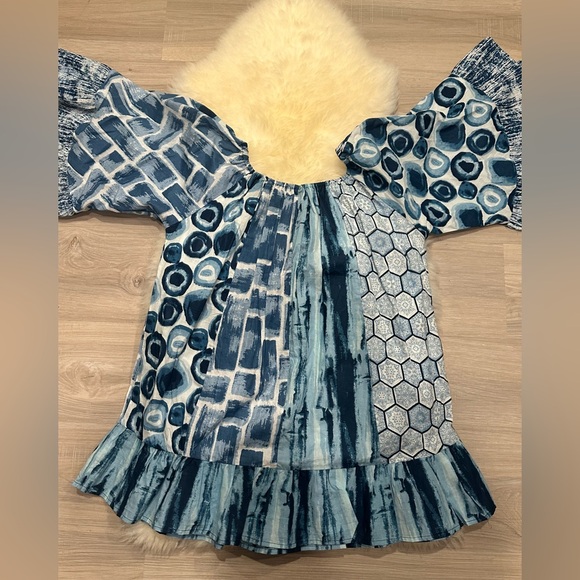 S/M.  NWT.  Sacred Threads Blue Patterned Blouse.  BL/RD14. 225261 - Picture 2 of 7